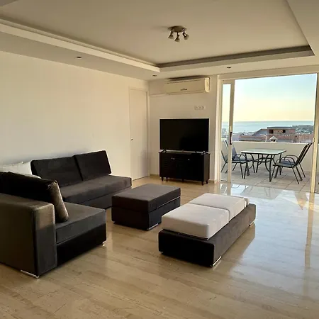 Nikolaos Seaview *
